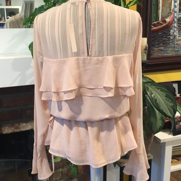 June and Hudson semi bell long sleeve shirt! - Picture 2 of 8